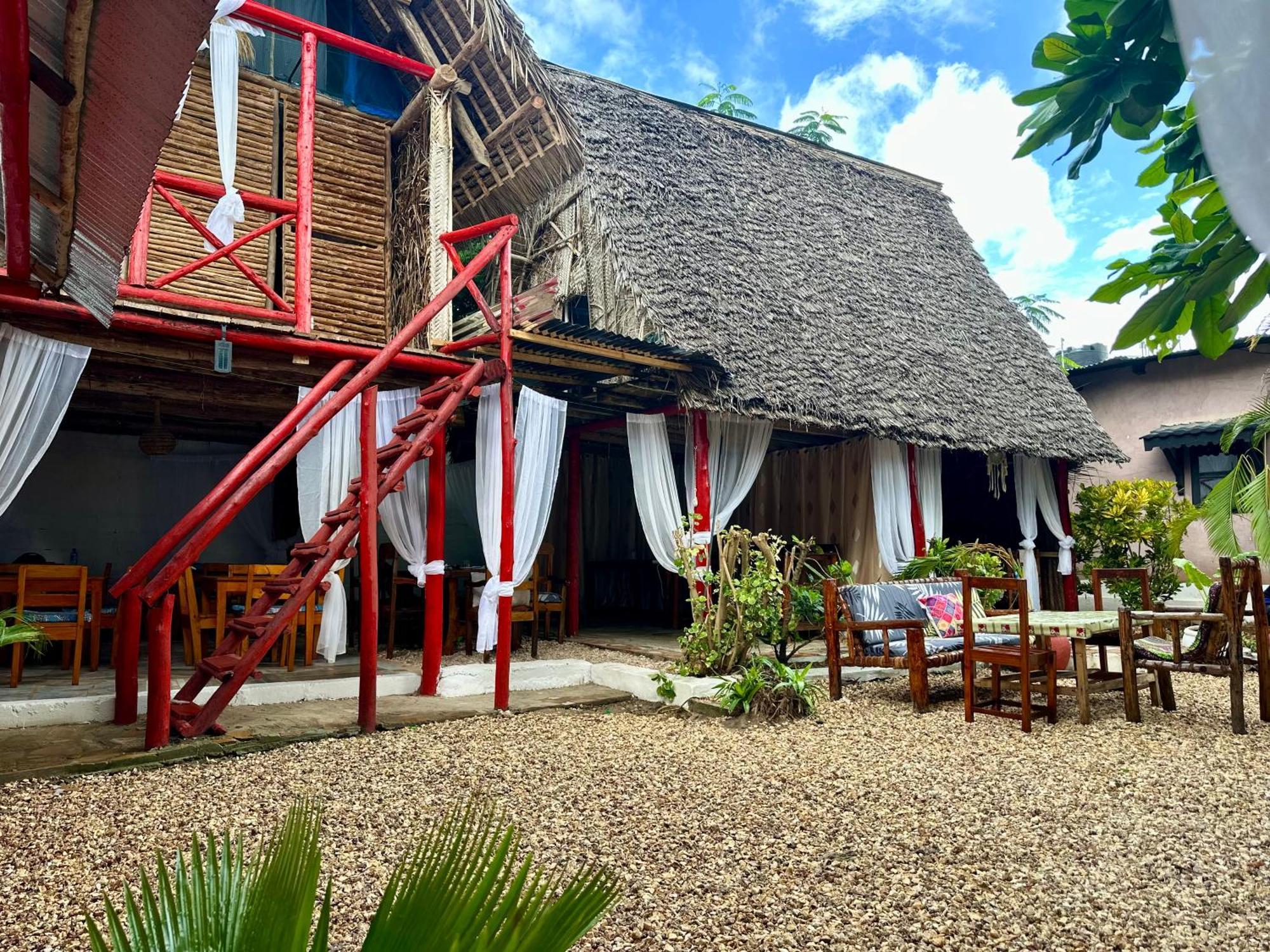 Hotel Pole Pole House Nungwi Esterno foto
